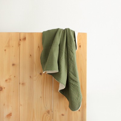 Couverture Vert Olive